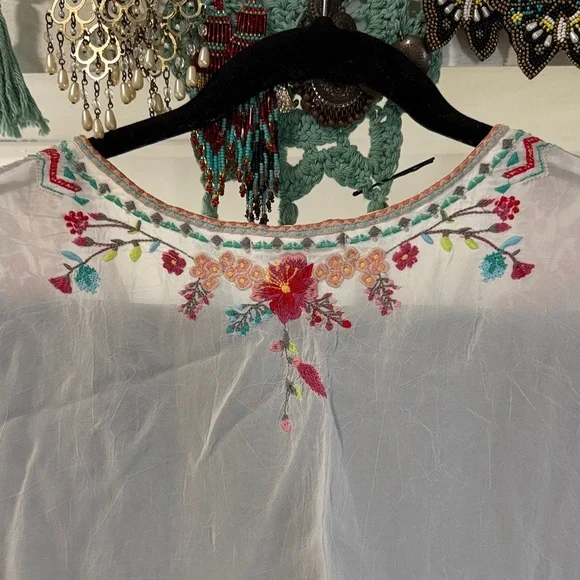 Johnny Was White Colorful Embroidery and free coordinating pants w/ pockets - Picture 3 of 12